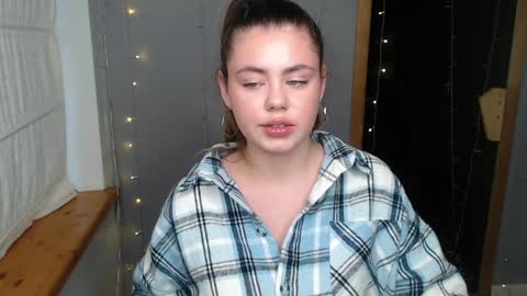 isabellabler online show from 12/08/24, 09:46