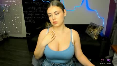 Snapshot of isabellabler chatting on 11/09/25, 12:58 isabellabler online show from 11/09/25, 12:58