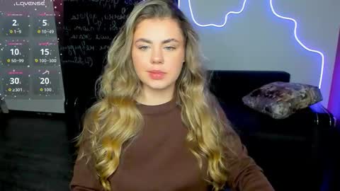 Snapshot of isabellabler chatting on 11/16/25, 06:52 isabellabler online show from 11/16/25, 06:52