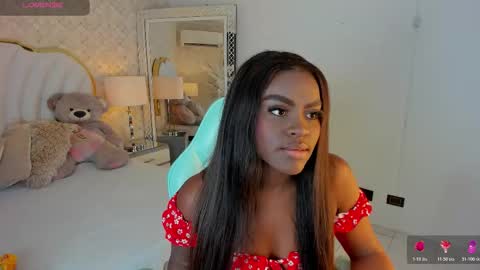 Snapshot of isabellabroms21 chatting on 11/10/25, 10:09 v online show from 11/10/25, 10:09