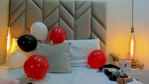 Snapshot of isabellafoox chatting on 05/10/26, 02:33 isabellafoox online show from 05/10/26, 02:33