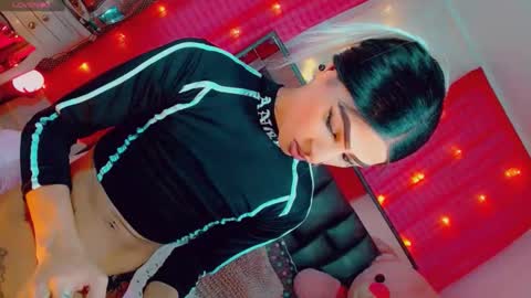 isabellagirs online show from 12/14/25, 06:52