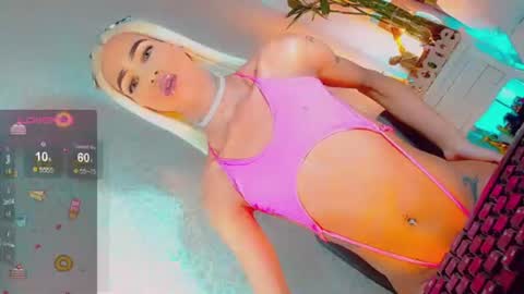 isabellagirs online show from 07/01/26, 09:55