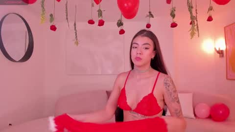 Isabella Kroft online show from 02/18/25, 12:37