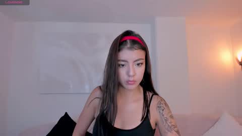 Isabella Kroft online show from 02/23/25, 05:07