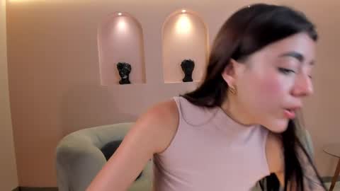 Isabella Kroft online show from 03/02/25, 08:18
