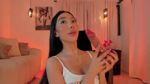 Snapshot of isabellalux_ chatting on 05/28/26, 05:21 ISABELLA online show from 05/28/26, 05:21