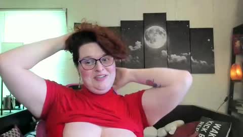 isabellamariedarcy online show from 05/12/26, 07:00