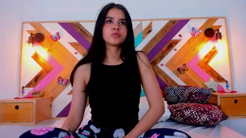Isabella  online show from 02/24/25, 05:53