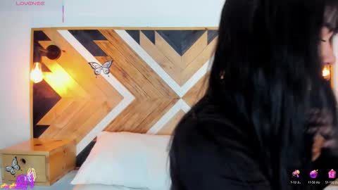 Isabella  online show from 09/17/25, 12:29