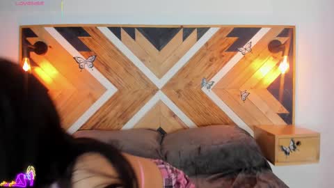 Isabella  online show from 09/22/25, 12:18