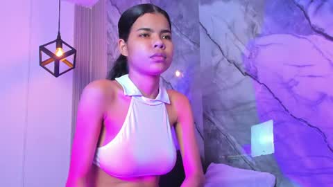 isabellamonet online show from 07/30/26, 07:46