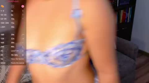Isabella Monroee online show from 07/04/26, 02:51