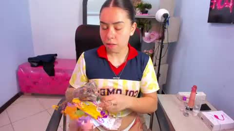isebella online show from 07/07/26, 02:10