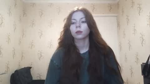 Isabella online show from 07/12/26, 10:17