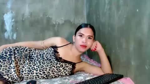 Snapshot of isabelle_amore chatting on 05/26/26, 06:48 Ysa online show from 05/26/26, 06:48