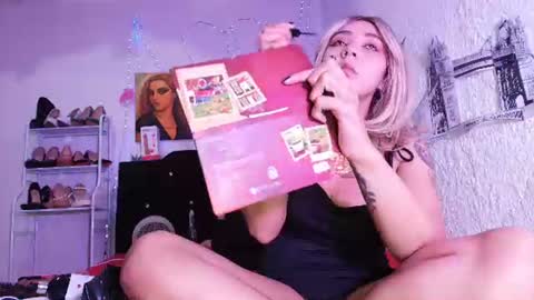 isabelle_sara online show from 07/16/26, 10:05