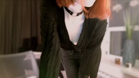 Madame Isabelle online show from 12/10/24, 03:33