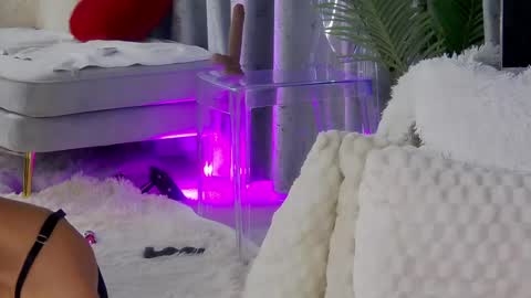 IsabelleEthan online show from 06/12/26, 02:10