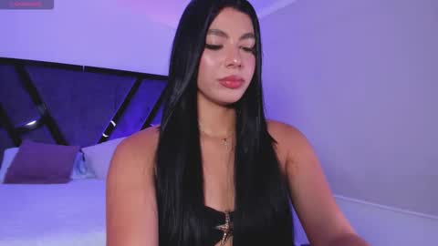 Isa online show from 10/13/25, 09:48