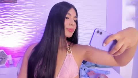 Isa online show from 11/17/25, 10:15