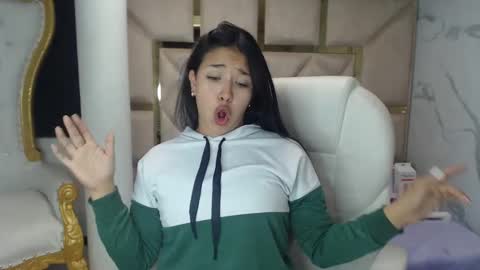 isabellrodriguez18 online show from 03/07/25, 04:13