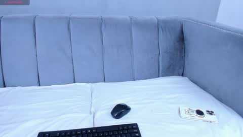 Isabellsmmith online show from 12/18/24, 03:58
