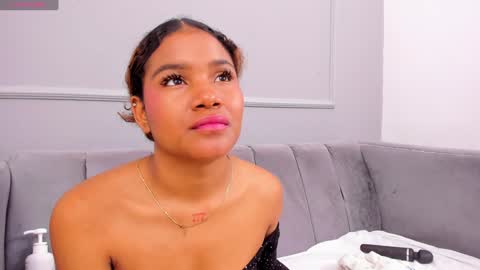 Isabellsmmith online show from 01/04/25, 10:05
