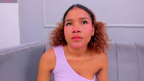 Isabellsmmith online show from 01/07/25, 03:57