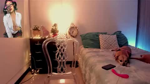 Snapshot of isabelprietoo chatting on 11/29/25, 03:31 Isa online show from 11/29/25, 03:31