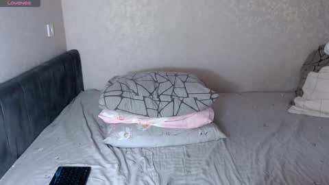 Snapshot of isabelswan chatting on 10/06/25, 04:26 isabelswan online show from 10/06/25, 04:26