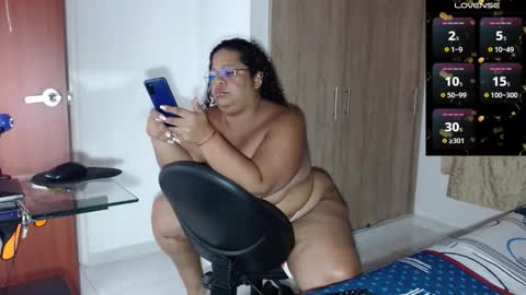 Snapshot of isahot_latin_doll chatting on 02/19/26, 07:54 isa online show from 02/19/26, 07:54