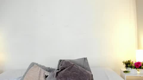 isameow online show from 12/03/24, 11:13