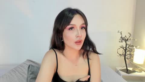 isameow online show from 01/24/25, 10:08