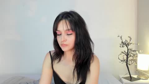 isameow online show from 01/25/25, 01:10