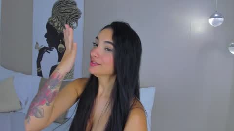 Snapshot of isamonroee chatting on 01/21/25, 01:50 Isa Monroee online show from 01/21/25, 01:50