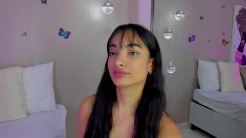 Snapshot of isamonroee chatting on 03/07/25, 11:49 Isa Monroee online show from 03/07/25, 11:49