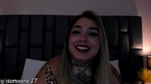 Isabella online show from 12/31/24, 03:55