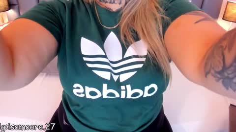 Isabella online show from 02/01/25, 03:08