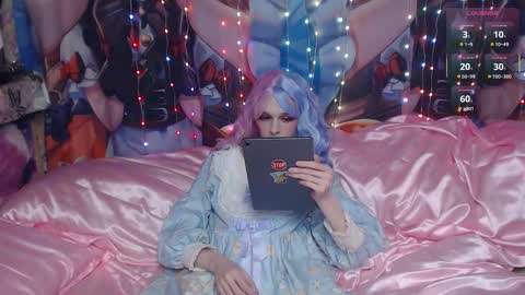 Snapshot of iselestias chatting on 12/01/25, 10:26 Sele online show from 12/01/25, 10:26