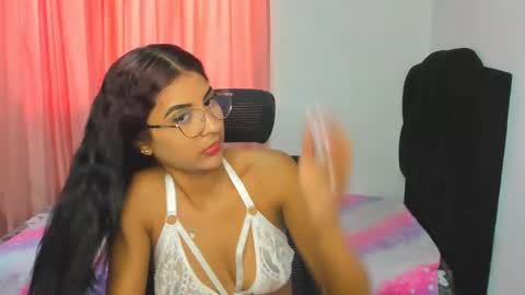 Snapshot of ishanyfalak chatting on 01/10/25, 07:00 Ishanyfalak online show from 01/10/25, 07:00