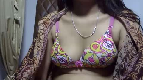 ishika_ishu online show from 02/01/26, 07:23