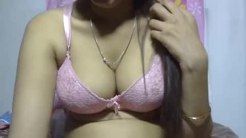 ishika_ishu online show from 05/18/26, 05:30