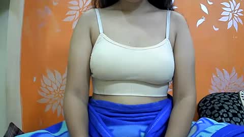 ishika_singh_ online show from 12/22/24, 02:17