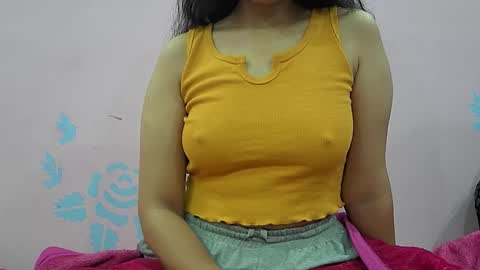 Snapshot of ishika_singh_ chatting on 02/03/26, 06:22 ishika_singh_ online show from 02/03/26, 06:22