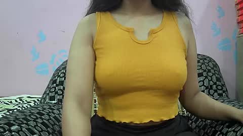 Snapshot of ishika_singh_ chatting on 03/20/26, 01:21 ishika_singh_ online show from 03/20/26, 01:21