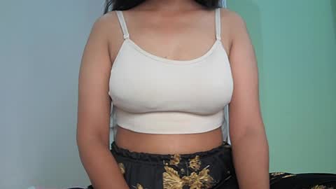 Snapshot of ishika_singh_ chatting on 07/02/26, 03:23 ishika_singh_ online show from 07/02/26, 03:23