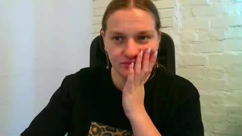isingle_mom online show from 10/14/25, 06:25