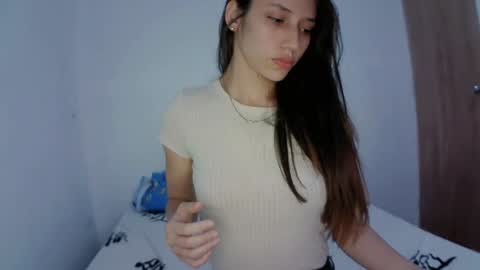Snapshot of isis_pink chatting on 02/04/25, 03:47 Alaya online show from 02/04/25, 03:47