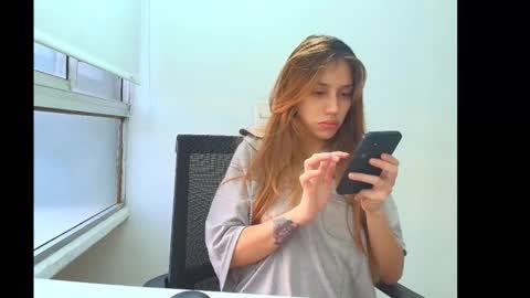 Snapshot of isis_pink chatting on 02/16/26, 10:28 Alaya online show from 02/16/26, 10:28